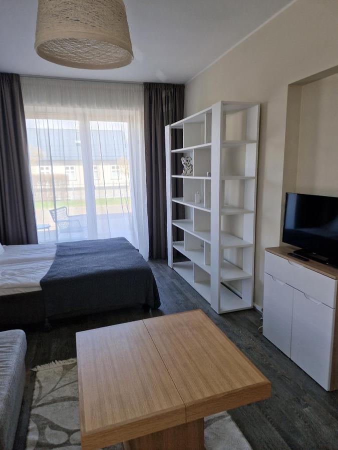 Aisa 39 Apartment Parnu Bagian luar foto