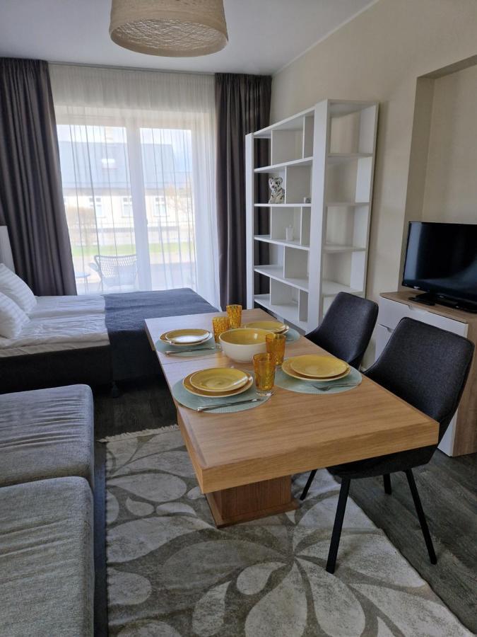 Aisa 39 Apartment Parnu Bagian luar foto